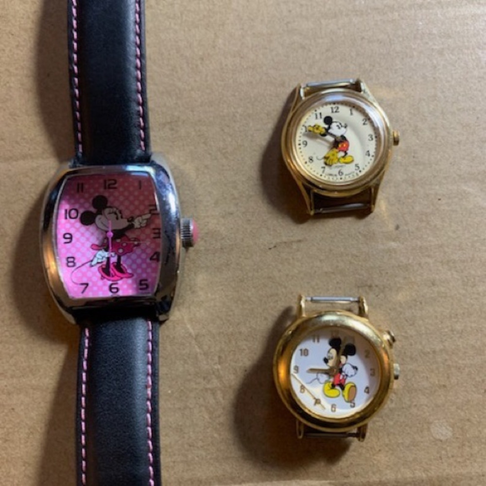 MICKEY MOUSE watches  3